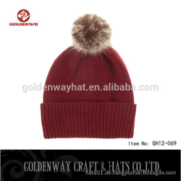 Mode Großhandel rote Beanie Hüte mit Top Ball für Mädchen